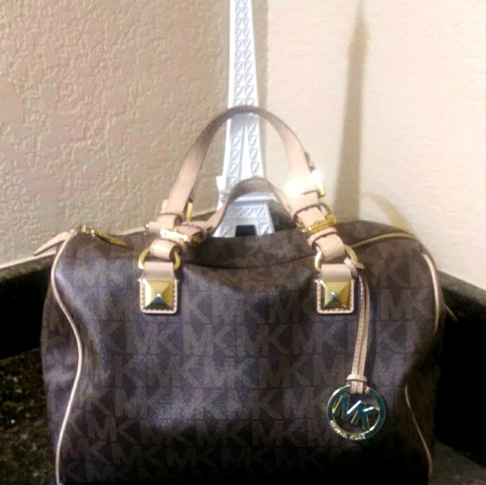 Large Michael Kors Handnag